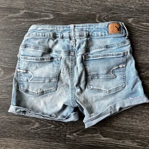 American eagle super stretch light wash denim shorts